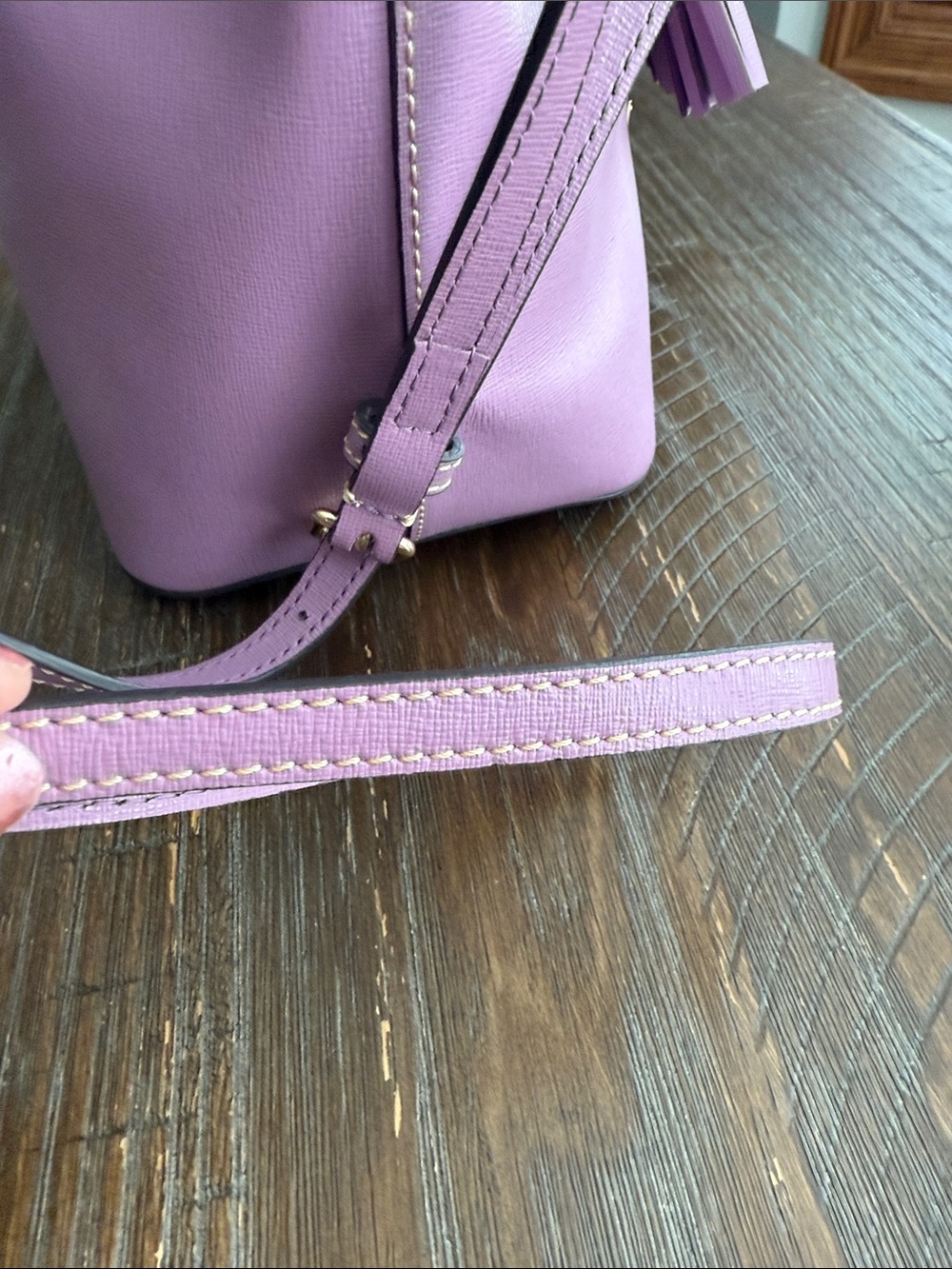 Dooney & Bourke lilac leather bucket bag - Picture 10 of 12